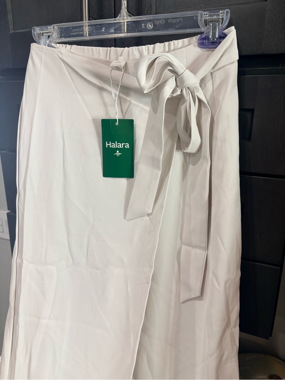 HALARA White Midi Wrap Skirt with Side Tie